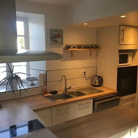 Maison De Village Et Jardin , A Sur Seudre