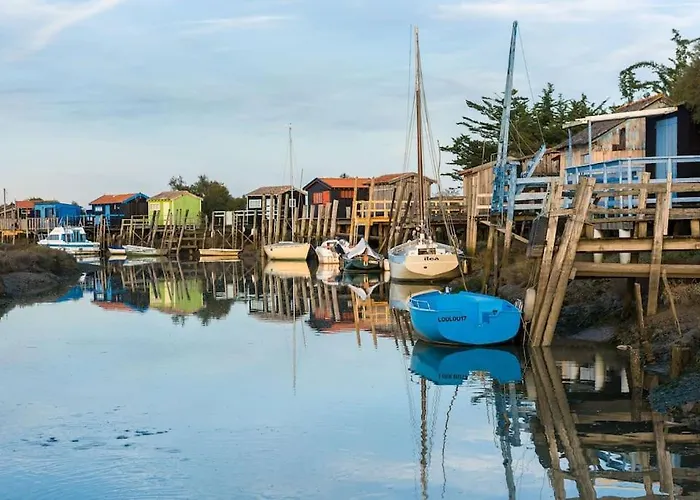 Maison De Village Et Jardin , A Sur Seudre Mornac-sur-Seudre