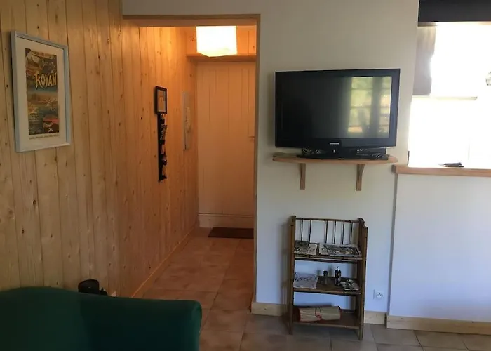 Maison De Village Et Jardin , A Sur Seudre *